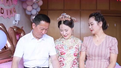 非诚勿扰黄菁结婚了,新娘真的很美,新郎也不错