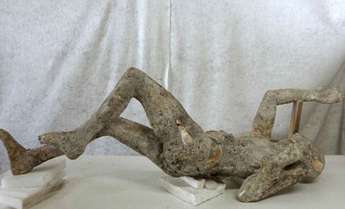 庞贝末日遇难者遗骸被复原惊恐表情震撼世人组图