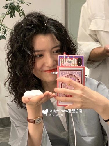 中发羊毛卷蛋卷头大圆脸适合发型细软发_发型_羊毛卷_细软发质_圆脸