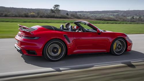 保时捷911turbos推敞篷仅增重35公斤