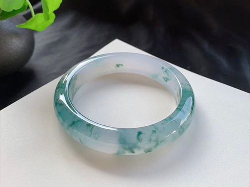 翡翠飘花美在哪里