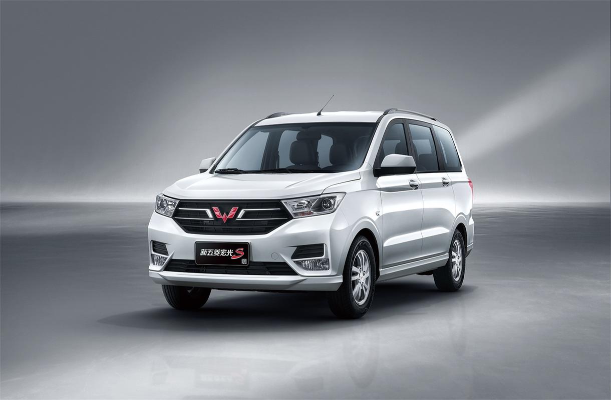 新五菱宏光s官图发布 将于9月6日上市
