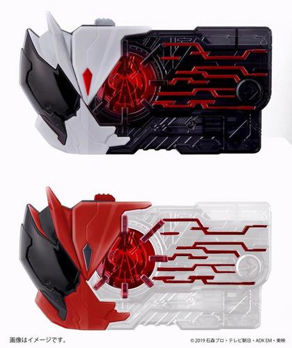 剧中因觉醒了自我意识以及对于01的恶意让其获得了新的亚克升程密钥