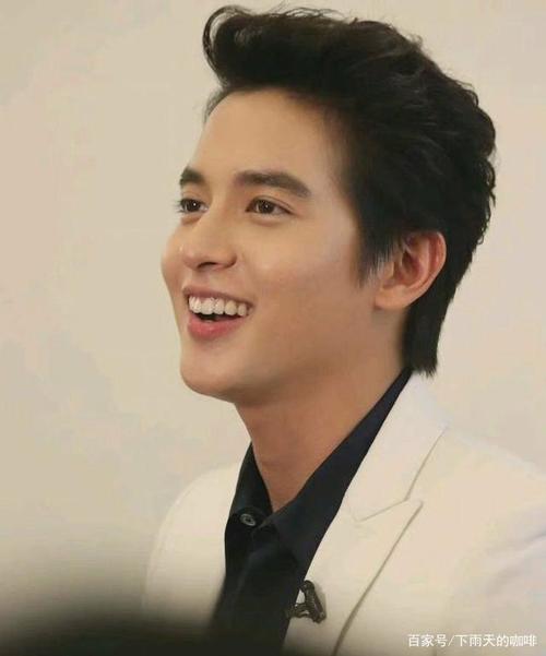 泰国男神吉拉宇新剧化身小奶狗追爱大二十岁姐姐