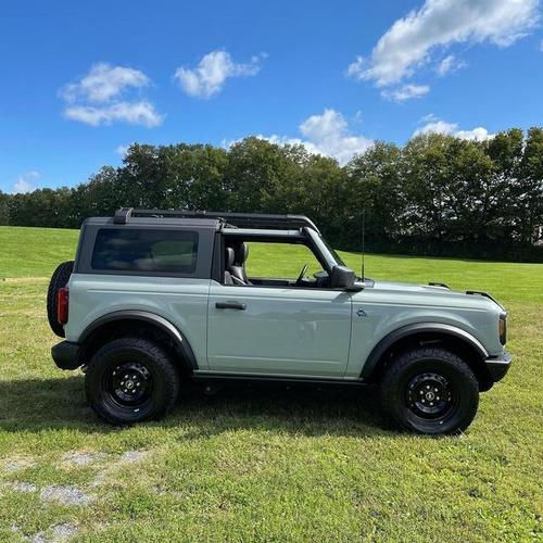 实拍新款福特bronco双门越野版 个性与野性并存-车市号