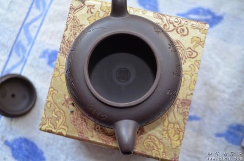 顾江明手制原矿紫泥壶一把