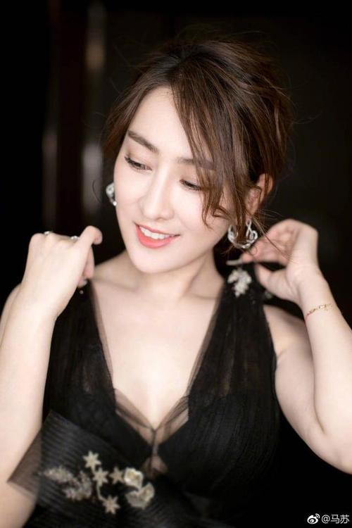 马苏人设彻底崩塌,两女演员急忙站出来揭马苏老底,被指蹭热度