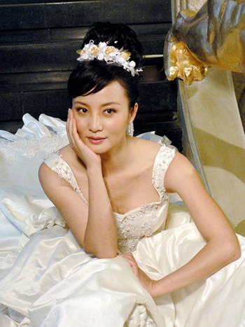 陶红漂亮婚纱照