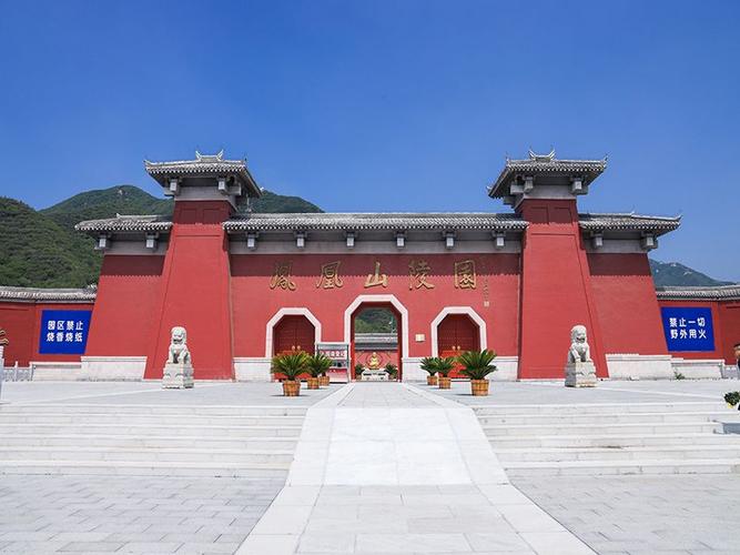 凤凰山陵园怎么样?凤凰山陵园周边景点推荐