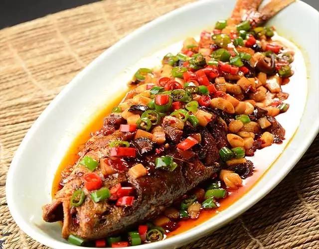 1.「干烧黄鱼」