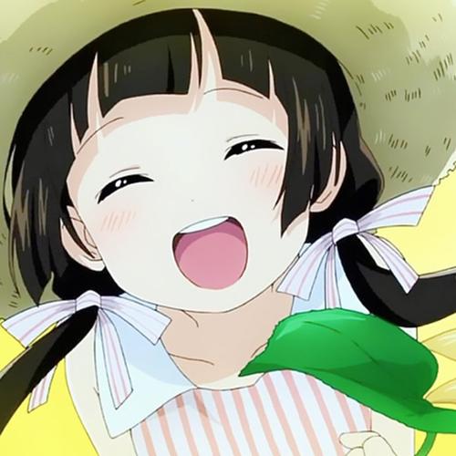 草帽萝莉开心笑头像