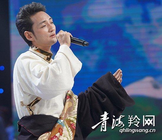 青海歌手谢旦用一曲《回家过年》表达内心的爱恋与深情.