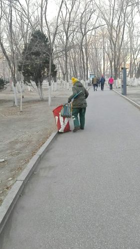 主要街路,公园广场:沈北路,虎石台大街,虎石台公园.