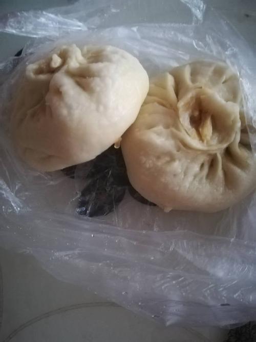 早餐吃包子,白菜豆腐馅!