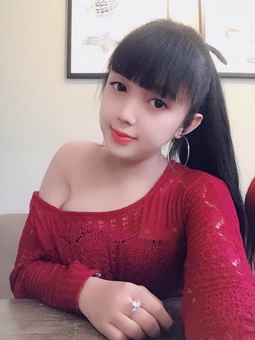 越南姑娘颜值吊打迪丽热巴,鞠婧祎,知道她真实身份后