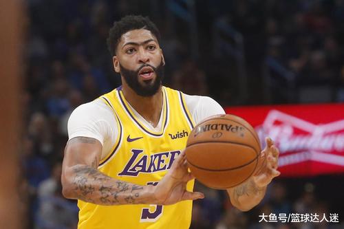 浓眉哥传来好消息,防守悍将即将复出,詹姆斯向球迷道歉了