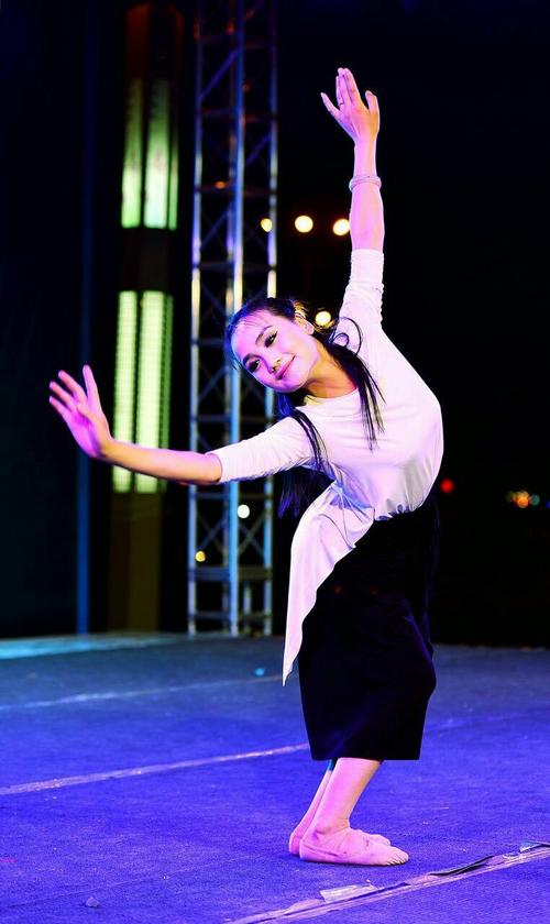 马兰花艺术培训学校