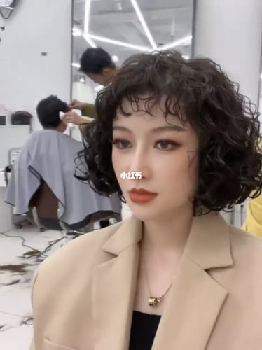 超a短发烫卷发是什么体验,卷发必看|短发法式蛋卷头烫发_短发_发型