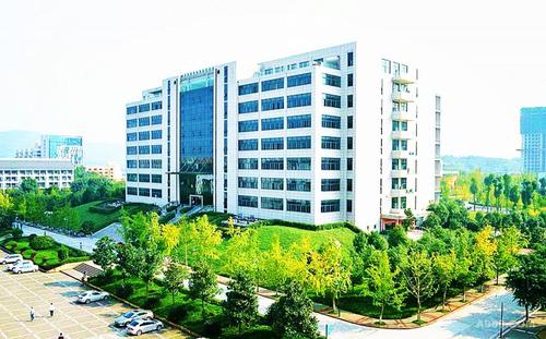 重庆科技学院图书馆位于重庆大学城新校区,本案为中标方案,设计方案