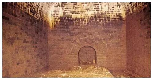 湖北钟祥市梁庄王墓发掘记(上)