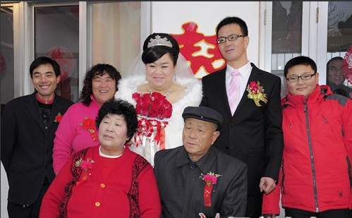 41岁唐功红近况,曾为夺冠内脏受损,与丈夫结婚8年,生育成问题