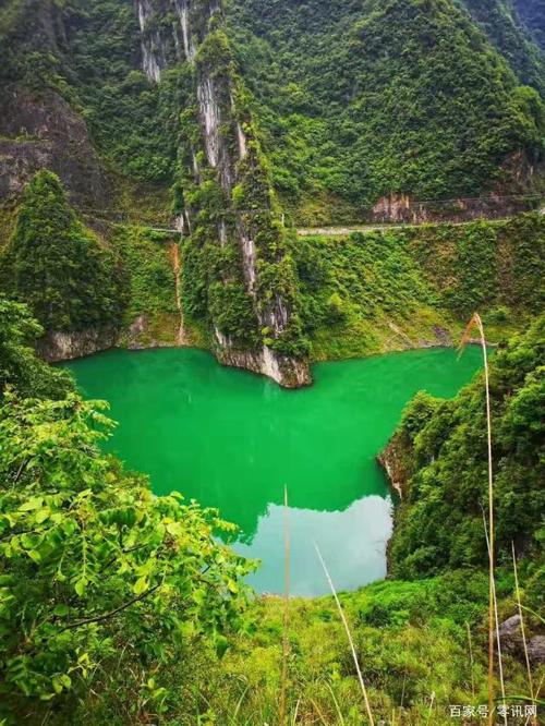 重庆市巫溪县的青山绿水金山银山.