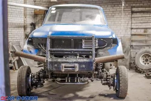 陆地巡洋舰竟换上拖拉机轮胎