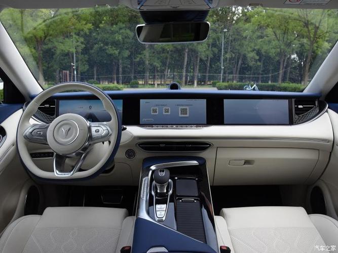 岚图汽车 岚图free 2021款 四驱纯电版专属豪华套装