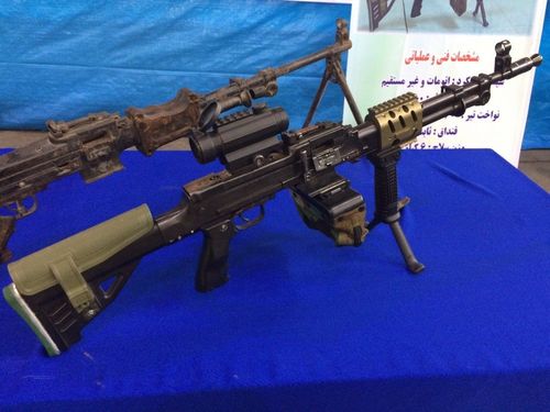 伊朗"魔改"苏联50年代名枪rpd轻机枪 完全认不出原版