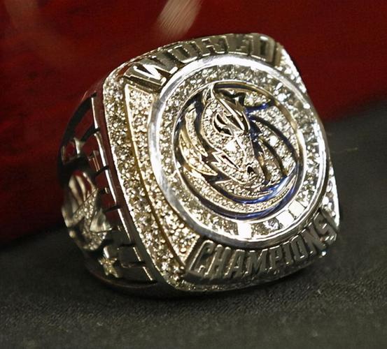 总冠军戒指(nba总冠军戒指之最 )