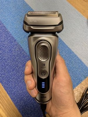 博朗剃须刀9系9370cc怎么样千万不要被表面迷惑了