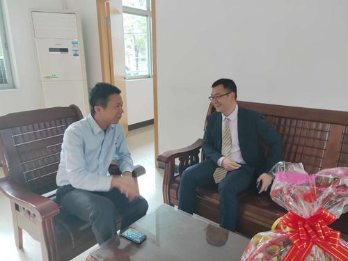 客户拜访工 写美篇   通过节日优质客户维护以及上门服务等拓户措施