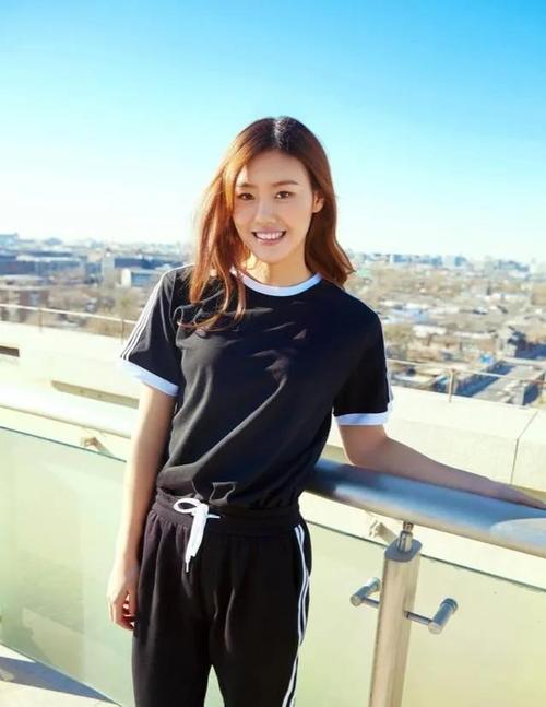 无缘东京奥运的游泳女神刘湘身材好颜值高是泳坛第一美女吗