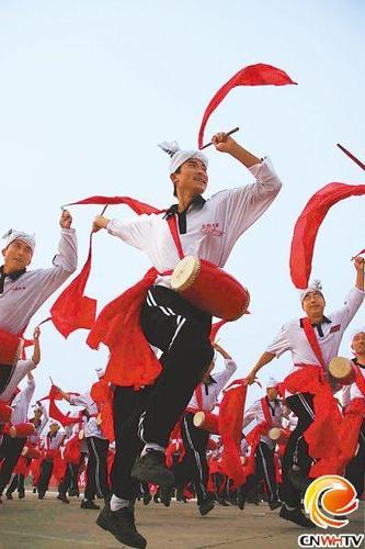 美文共享《安塞腰鼓》刘成章