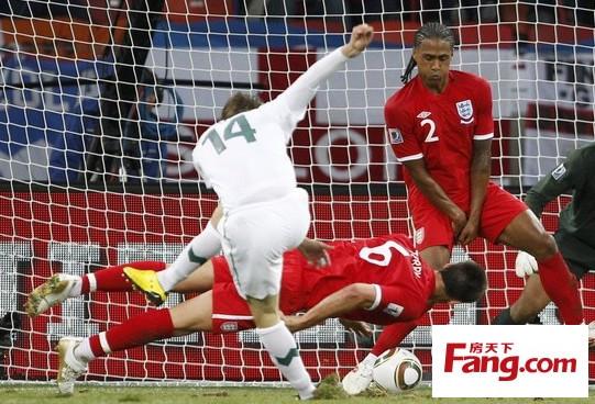 特里飞身堵枪眼