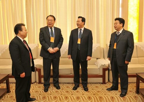 巴中人大网 新闻动态 媒体头条 > 正文 李树海作市政协常委会工作报告