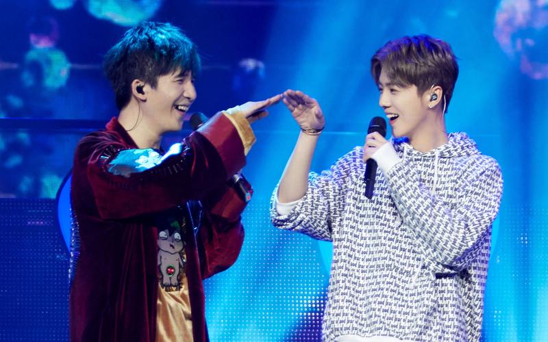 大张伟鹿晗20161119饭拍加减乘除热血燃唠嗑