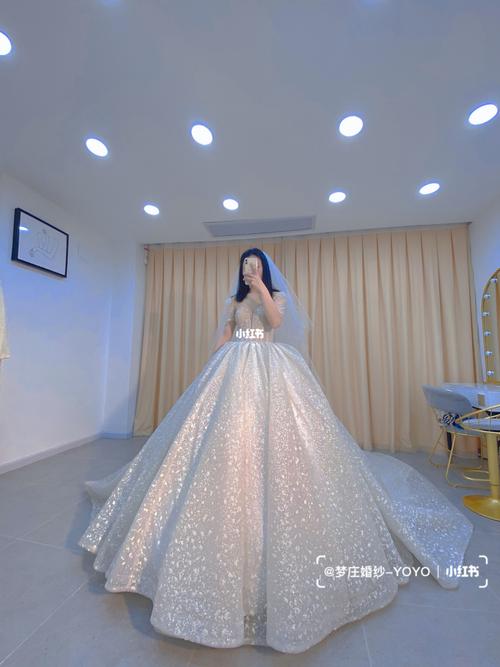 试纱分享 瘦小的女生该怎么选婚纱96_婚纱_试纱_新娘_婚纱礼服_小众