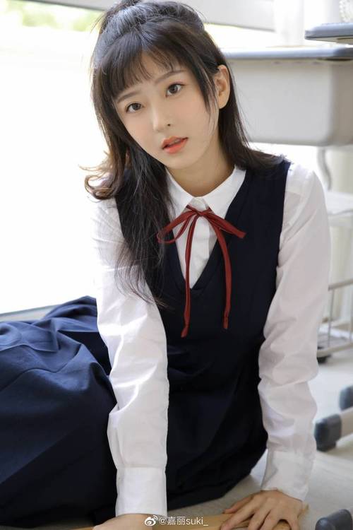 王嘉丽-浙江艺术学校