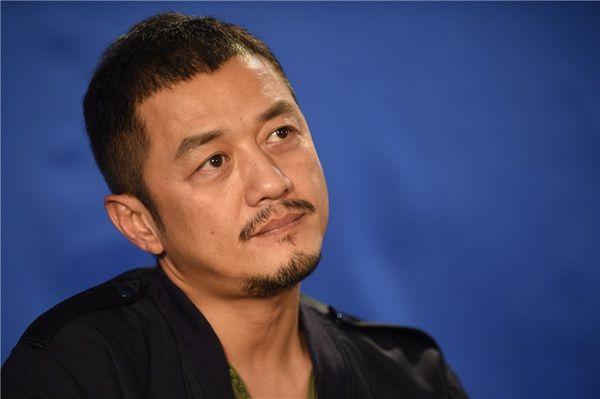 李亚鹏大赞窦靖童 网友:再怎么夸窦靖童也是窦唯的闺女