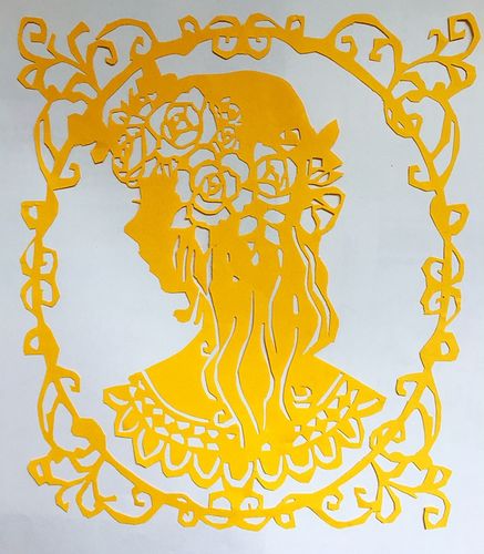 高级中学·隋艳君·剪纸《少女》