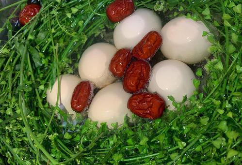 农历三月三将至,农村有"三月三荠菜煮鸡蛋"的风俗,有啥寓意?