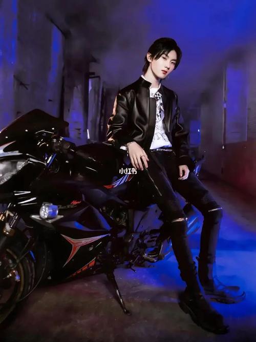 马嘉祺‖暗黑系壁纸_壁纸_暗黑系_马嘉祺_素材_壁纸