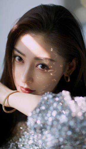 演员张天爱,美丽动人,魅力十足