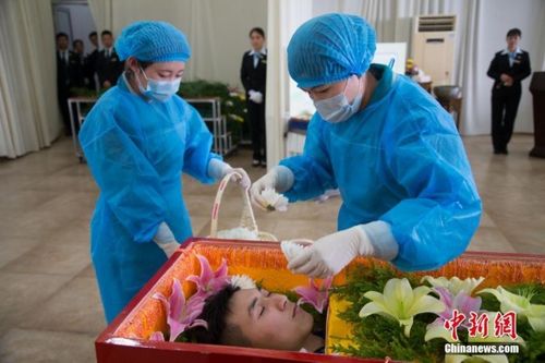 清明将至 福州殡仪馆举行开放日活动