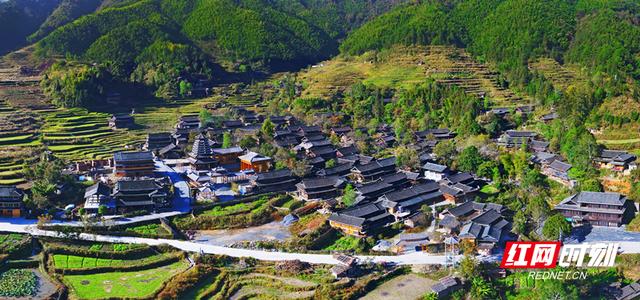 绥宁上堡侗寨成为五星级乡村旅游区