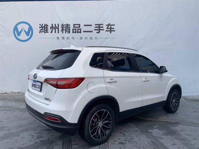 【潍坊】2018年10月 一汽 森雅r7 2017款 1.6l 手动豪华型 手动挡
