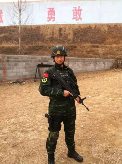 我们和猎鹰突击队队员聊了聊