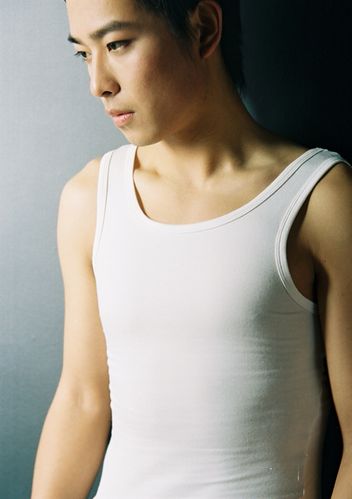 [转载]第7届职业模特大赛(山东赛区)男模十优——唐健