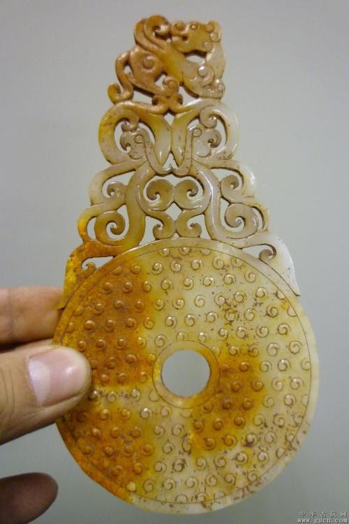 [战汉玉器】==汉代和田白玉出廓壁